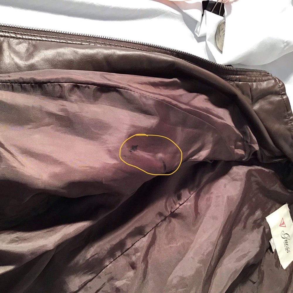 Guess Lightweight Jacket - Picture 8 of 8